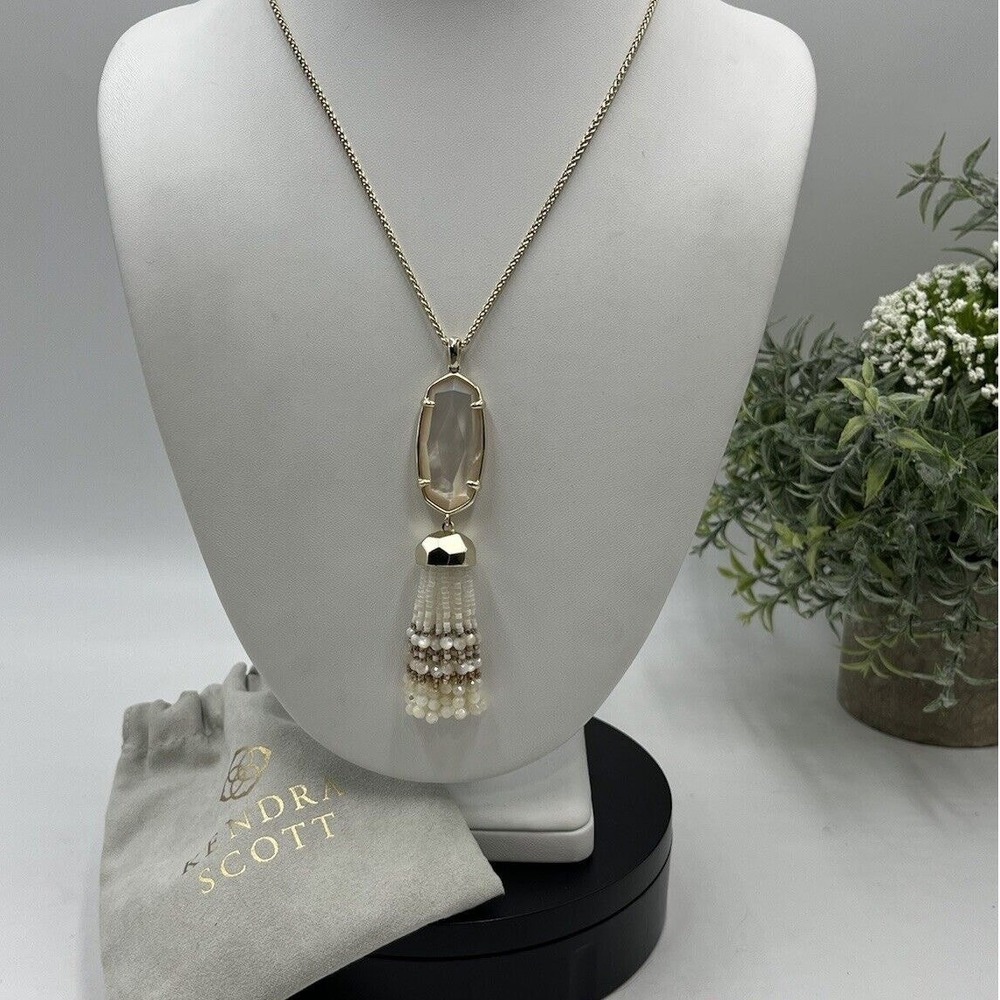 Kendra Scott Eva Bolo Adjustable Pendant Necklaceโ Ivory Mother-of-Pearl Tassel